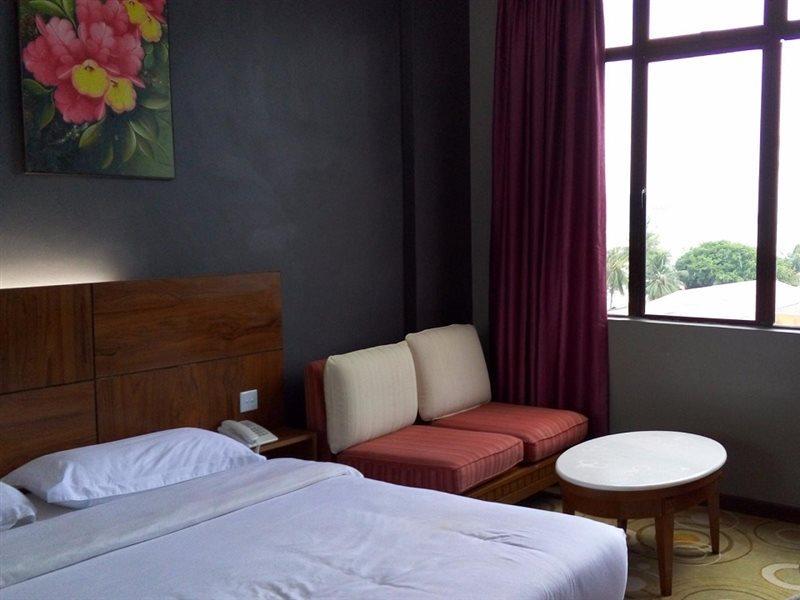 Langgura Baron Resort Pantai Cenang  Bagian luar foto