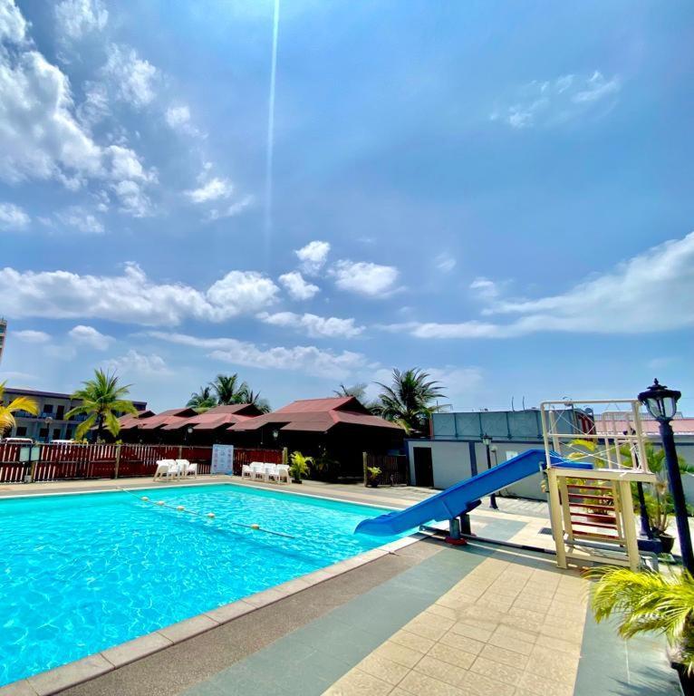 Langgura Baron Resort Pantai Cenang  Bagian luar foto