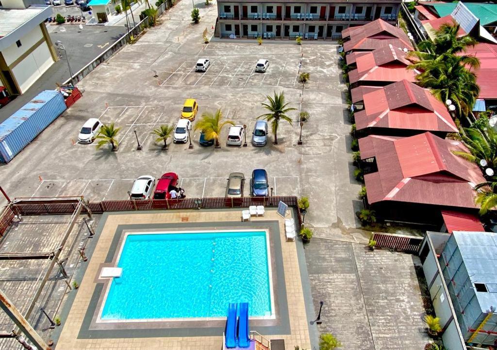 Langgura Baron Resort Pantai Cenang  Bagian luar foto
