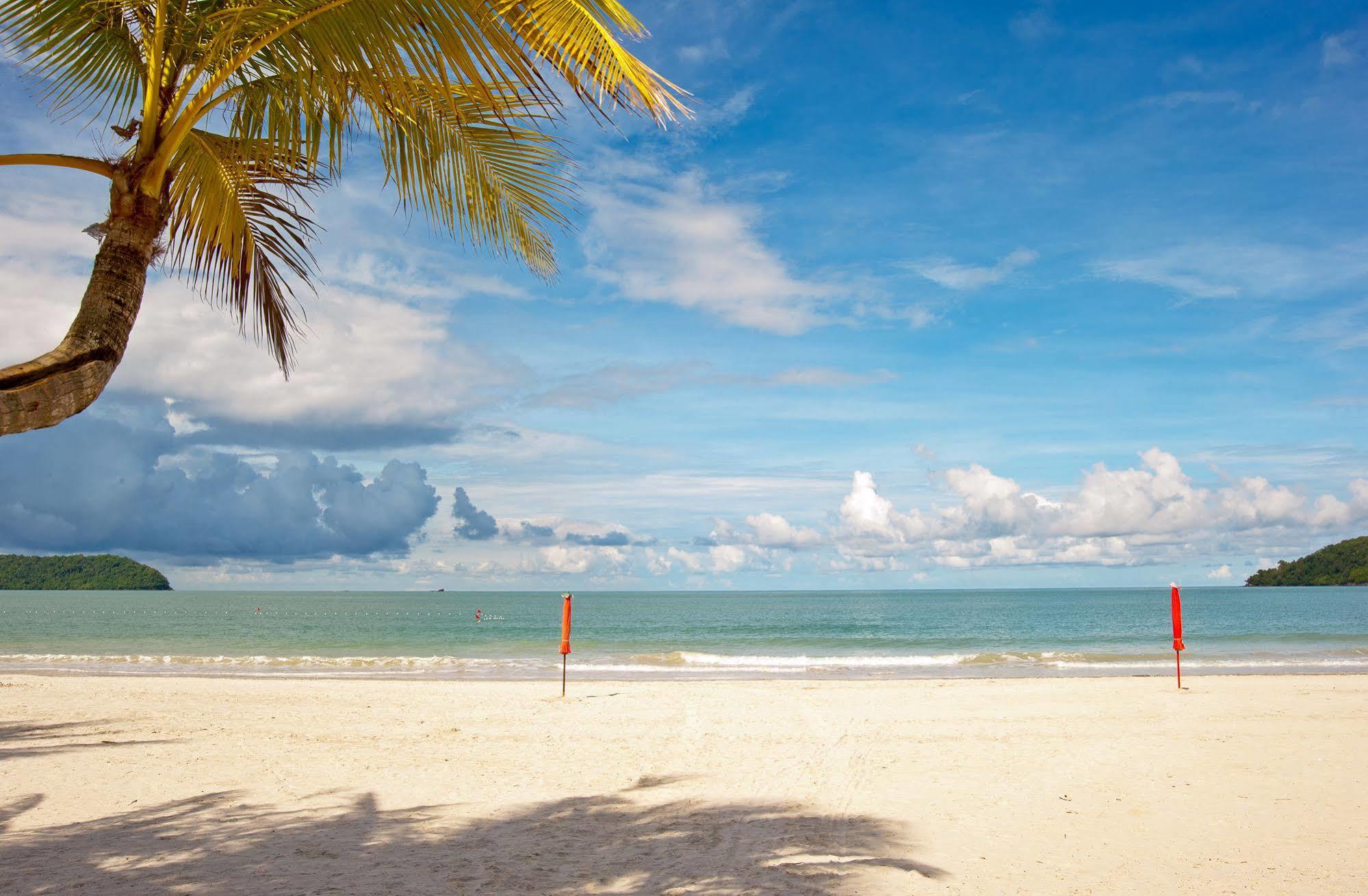 Langgura Baron Resort Pantai Cenang  Bagian luar foto