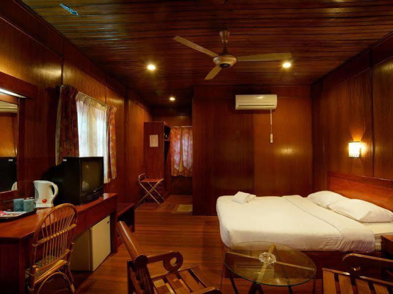 Langgura Baron Resort Pantai Cenang  Bagian luar foto