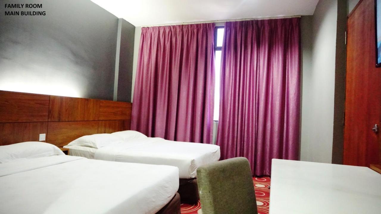 Langgura Baron Resort Pantai Cenang  Bagian luar foto